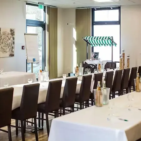 Parkhotel Ahrbergen 4* Giesen