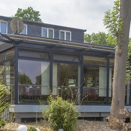 Parkhotel Ahrbergen ホテル 4*