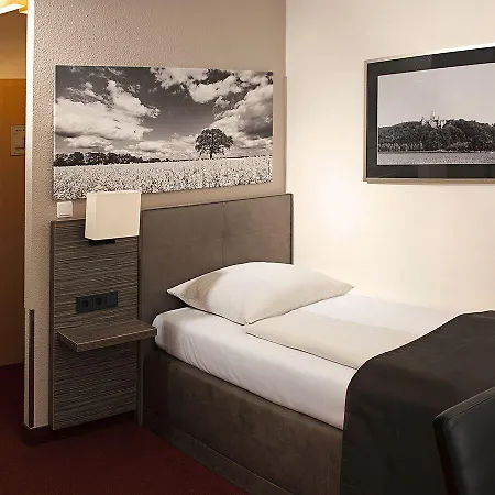 Parkhotel Ahrbergen מלון Giesen