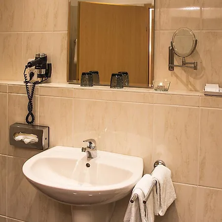 Parkhotel Ahrbergen מלון
