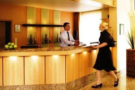 Parkhotel Ahrbergen 4*