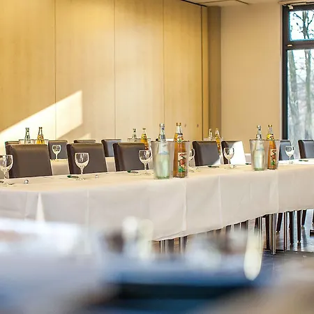 Parkhotel Ahrbergen ホテル 4*